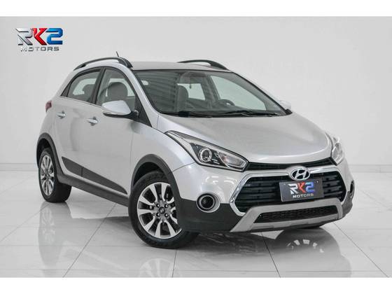 HYUNDAI HB20X 1.6 16V PREMIUM FLEX 4P AUTOMÁTICO HYUNDAI HB20X 1.6 16V PREMIUM FLEX 4P AUTOMÁTICO